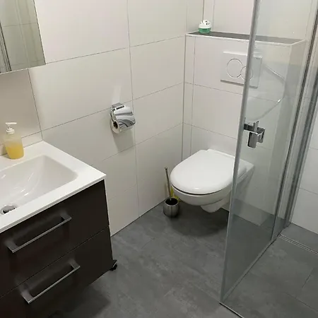 Holiday home Hochwertiges In Einem Butjadingen